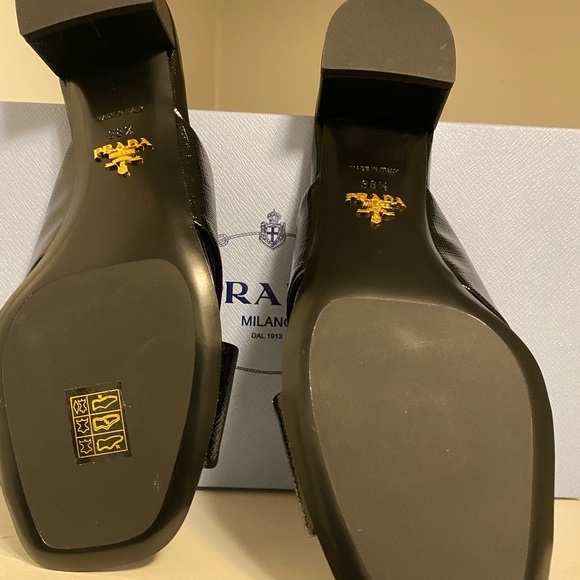 Prada  Calzature Black Leather Mules - Picture 6 of 10